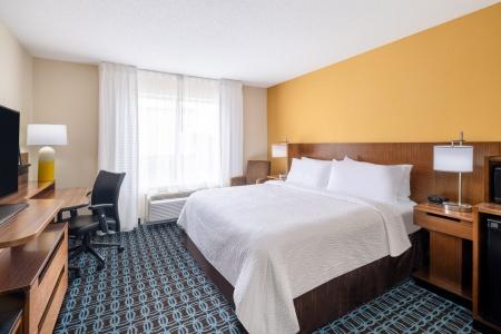 Fairfield Inn West - 5