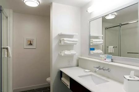 Hampton Inn and Suites - 61