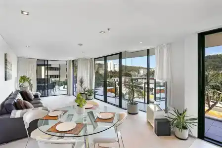 Ambience on Burleigh Beach - 31