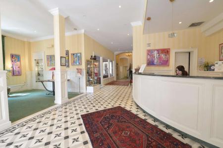 Best Western Plus Hôtel D'Angleterre - 1