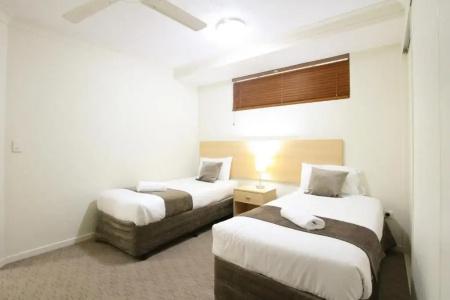 Caloundra Central Apartment - 5