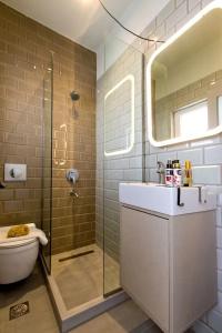 Loc Hospitality Urban Suites - 52