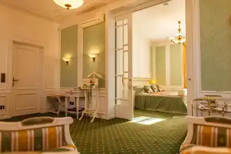 Tb Palace & Spa - 55