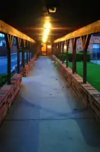 Homestyle Inn and Suites - 13