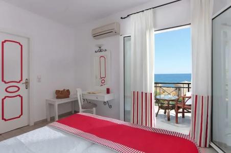 Iris Beach - 62