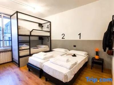 lo Hostel - 27