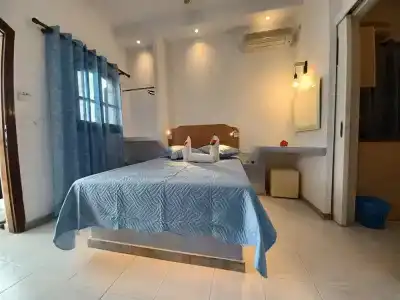 Evelina Pension! - 100