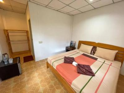 Bounty Resort - 27
