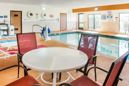Holiday Inn Express & Suites - Santa Fe, An Ihg - 16