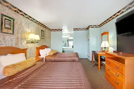 Travelodge By Wyndham San Antonio Lackland a f b - 2