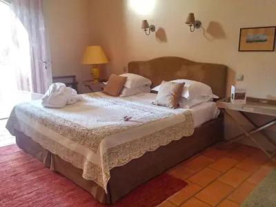 Chateau De Roussan - 24