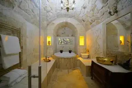 Serenus Cave Suites - 114