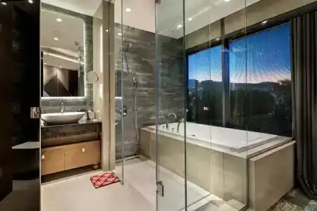 DoubleTree by Hilton Istanbul - Piyalepasa - 49