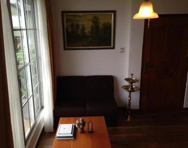 Misty Hills Boutique Cottage - 3