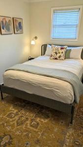 Blowing Rock Inn - 43