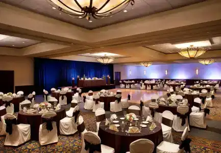Ventura Beach Marriott - 20