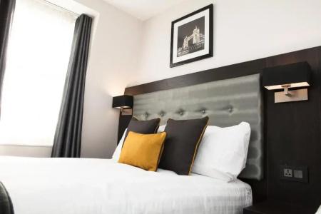 The Tudor Inn - 109