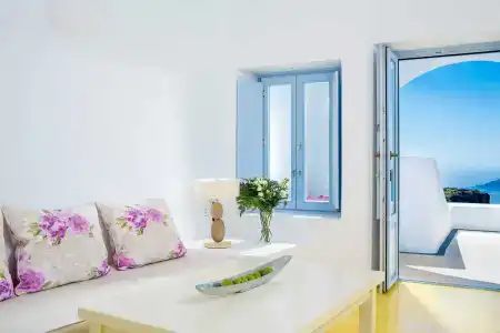 Astra Suites - 329