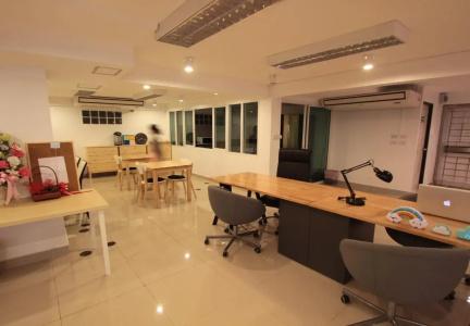 Napaville Huai Khwang - 12