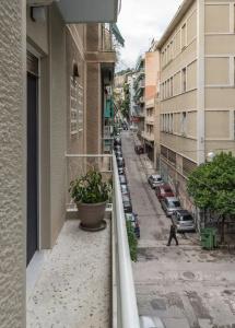 Absolute Athens IV - 0