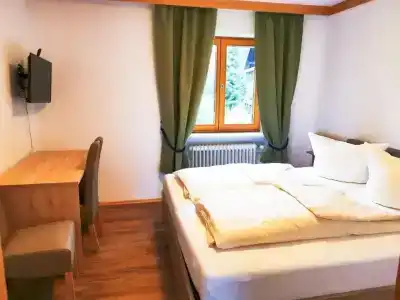 Oyer Hof - 23
