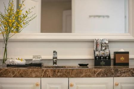 Adonis - 38