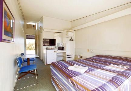 Sunnybank - 4