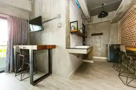 Rent V38 - 43