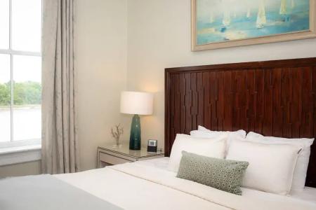 Olde Harbour Inn, Historic Inns of Savannah Collection - 103