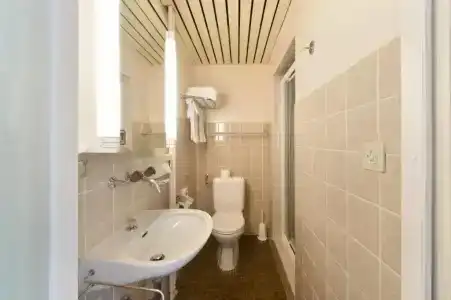 Hôtel Bellerive - 84