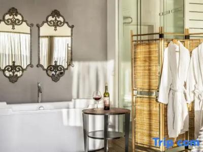 Ansen and Suites - 61