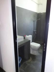 Star White - Negombo - 15
