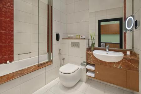 DoubleTree by Hilton and Residences Dubai – Al Barsha - 13