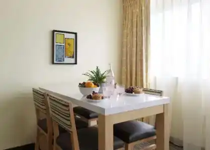 Sonesta New Orleans Es Suites - 55