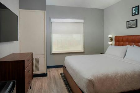Four Points by Sheraton Dallas Arlington Entertainment District - 12