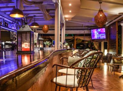 Aeolos Boutique and Suites - 16