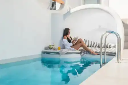 Elite Luxury Suites - 41