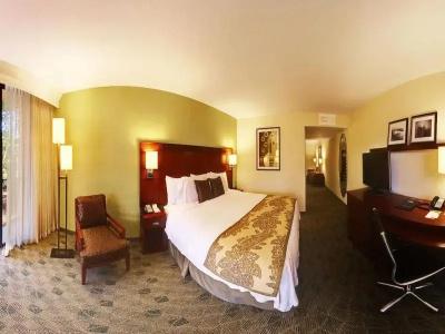 Courtyard by Marriott Sarasota/Riverfront - 44