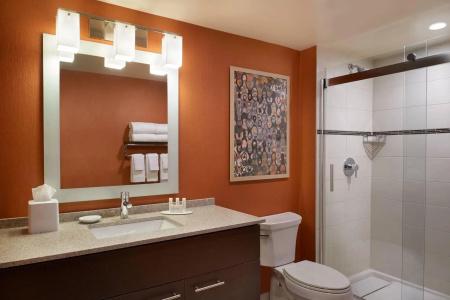 TownePlace Suites by Marriott - 36