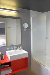 Best Western Plus Hôtel Litteraire Alexandre Vialatte - 83