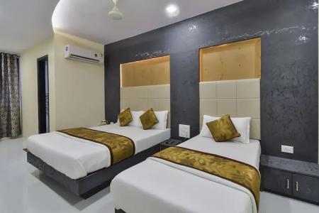 Aroma- Dadar - 41