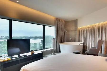 Radisson Bengaluru City Center - 47