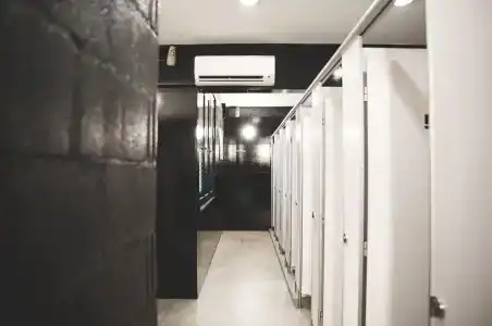 Wink Capsule Hostel @ Chinatown (SG Clean) - 23
