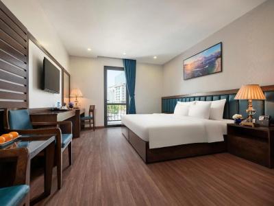 Halong Boutique - 6