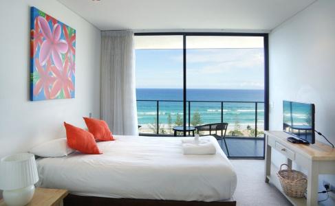 Ambience on Burleigh Beach - 82