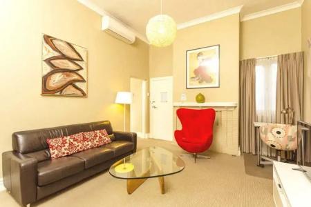 The Club and Apartments - 17