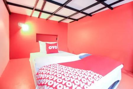 Oyo 426 All Day Hostel @ Sukhumvit - 44