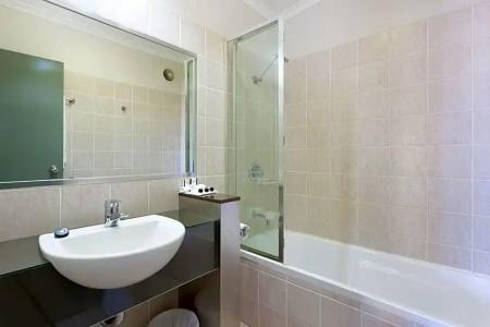 Rocklea International - 26