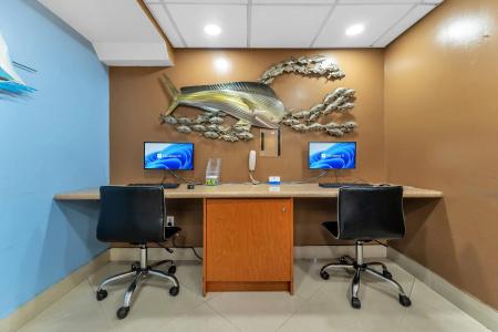Rodeway Inn & Suites Fort Lauderdale Airport & Cruise Port - 21