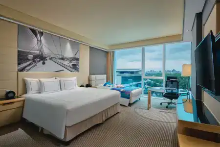 Crowne Plaza, An Ihg - 4
